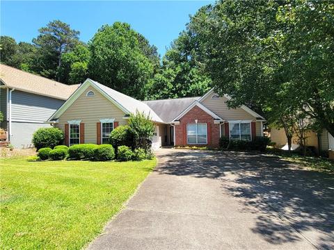 687 Loral Pines Ct, Lawrenceville, GA 30044