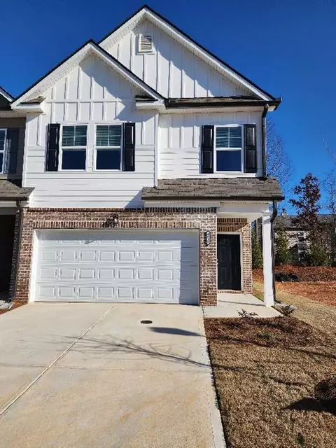 4699 Fullerton Dr #40, Oakwood, GA 30566