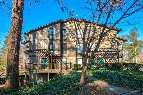3915 Cedar Cir, Tucker, GA 30084