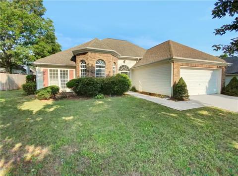 1362 Vine Cir, Mcdonough, GA 30253
