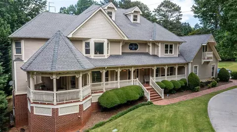 5102 Chastleton Dr, Stone Mountain, GA 30087
