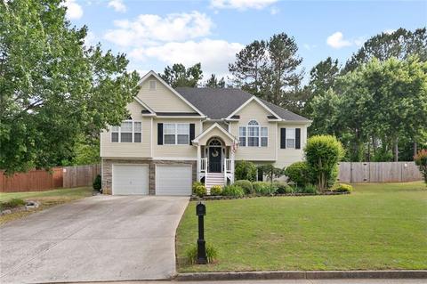 26 Roundtree Ct, Dallas, GA 30132