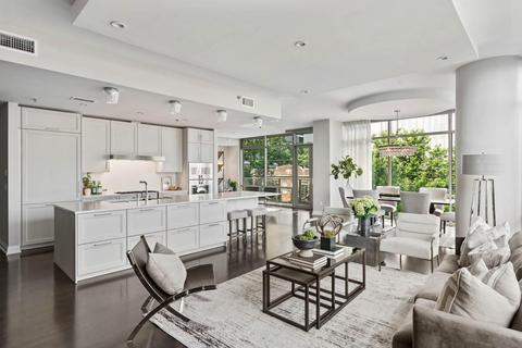 905 Juniper St NE #414, Atlanta, GA 30309