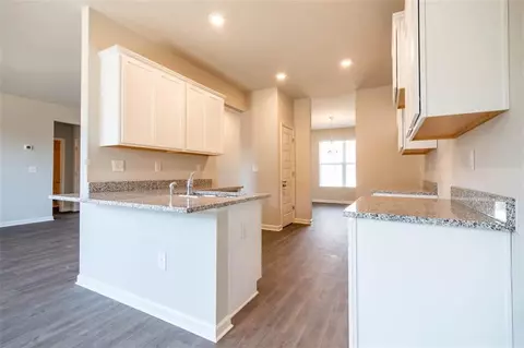 1663 E Brook Dr, Conyers, GA 30012 photo 5