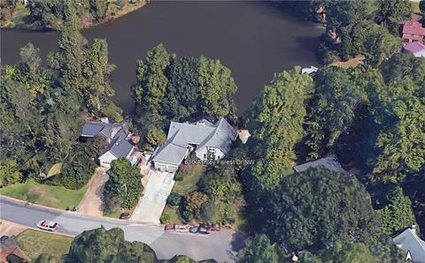 610 Ashley Forest Dr, Acworth, GA 30102