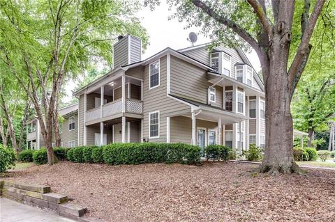 6445 Pinebark Way, Morrow, GA 30260 photo 2