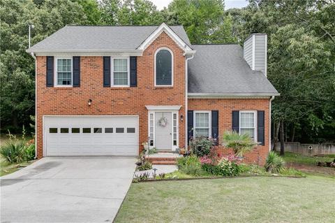 5740 Sugar Crossing Dr, Sugar Hill, GA 30518