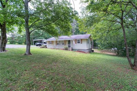 109 Paris Rd, Dallas, GA 30132