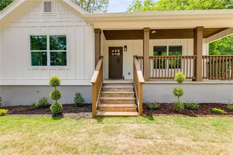 223 Austin Ave, Carrollton, GA 30117
