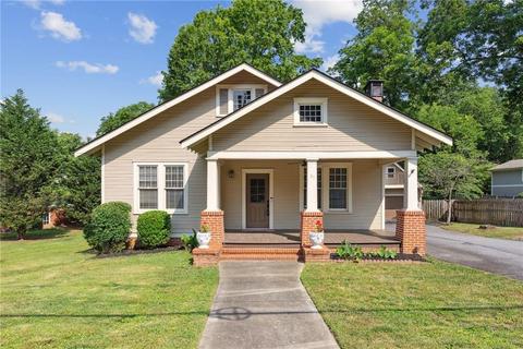 41 Etowah Dr, Cartersville, GA 30120