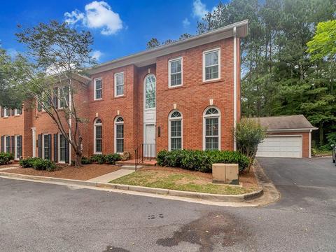 3813 Savannah Sq E, Doraville, GA 30340