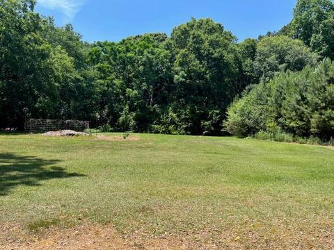 1929 Centr Point Rd, Temple, GA 30179