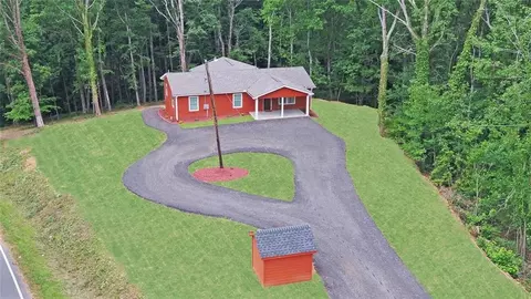 4219 Greenway Rd, Lula, GA 30554