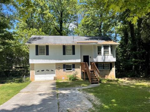 366 Old Towne Cir, Lawrenceville, GA 30046