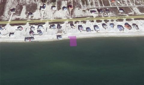 102 Seneca Ct, Dauphin Island, AL 36528