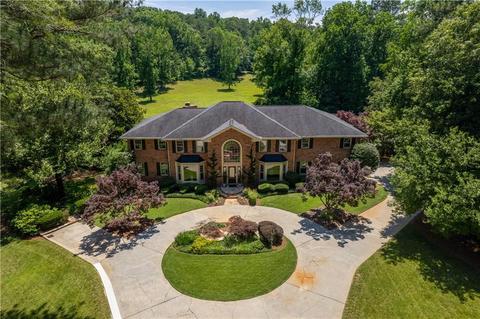 5098 Post Oak Tritt Rd NE, Roswell, GA 30075