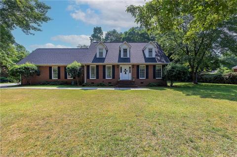 455 Cumberland Dr NE, Calhoun, GA 30701