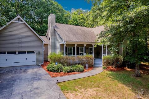 32 Saddle Field Cir NW, Cartersville, GA 30121
