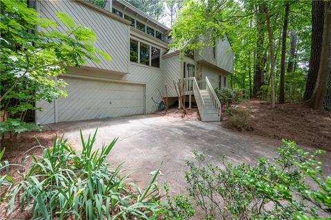 1980 Annwicks Dr, Marietta, GA 30062