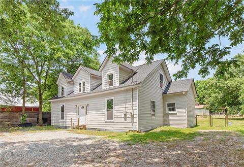 3339 Pine Log Rd NE, Rydal, GA 30171