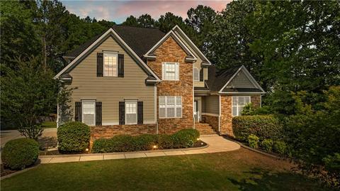 224 Beaconsfield Dr, Sharpsburg, GA 30277