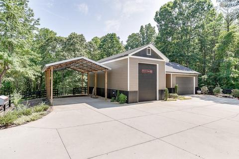 5984 Blackjack Rd, Flowery Branch, GA 30542
