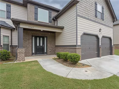 1267 Heartwood Ave, Mcdonough, GA 30253
