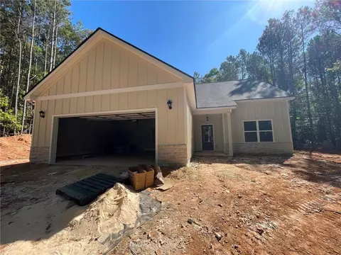 139 Genessa Ct, Mansfield, GA 30055