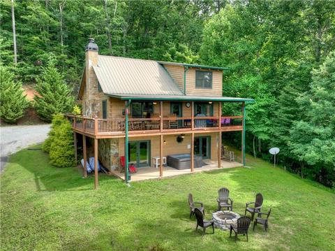317 Arrowhead Dr, Mineral Bluff, GA 30559