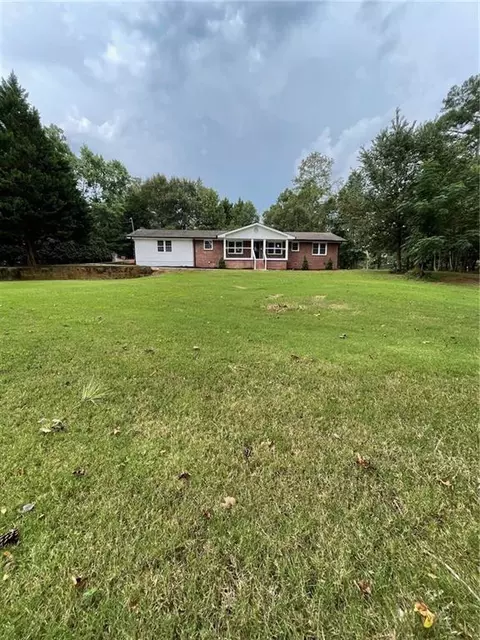 479 Creek View Dr, Lawrenceville, GA 30044