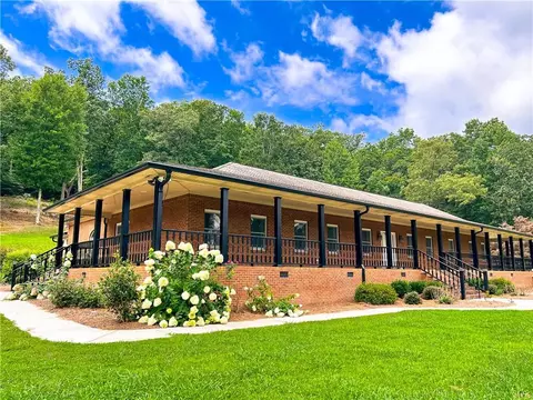 310 NW Pocket Rd NW, Sugar Valley, GA 30746