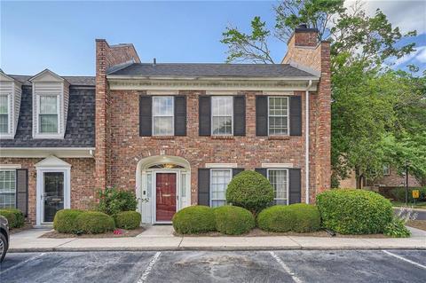 15 George Wythe Pl, Atlanta, GA 30318