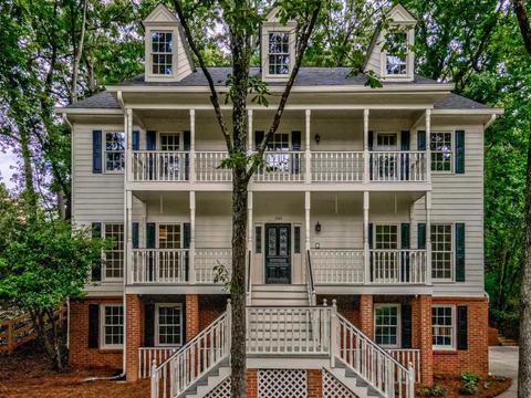 2340 Twelvestones Dr, Roswell, GA 30076