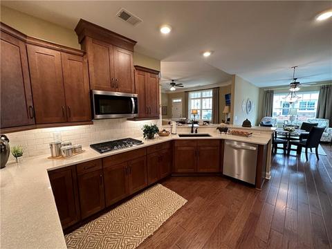 202 Lexington Green Pnes #202, Cumming, GA 30040