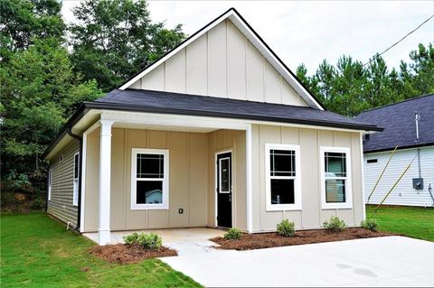 105 Chalfont Cir, Carrollton, GA 30117