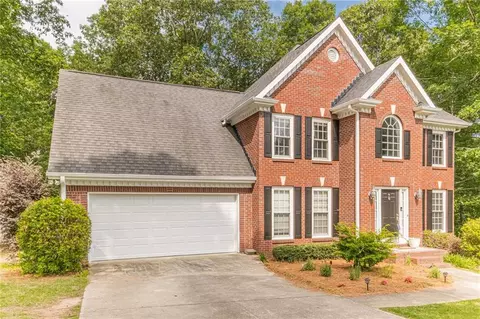 2098 Cluster Ln, Grayson, GA 30017