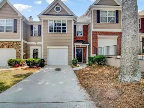 206 Parkgreen Rd, Lawrenceville, GA 30044