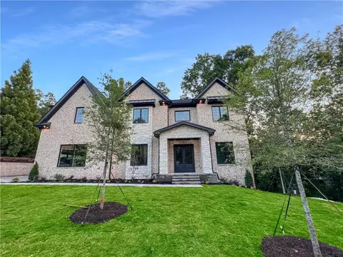 685 Coley Oaks Ct, Sandy Springs, GA 30350