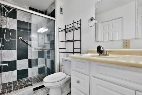1968 Mendenhall St, Chamblee, GA 30341 photo 13