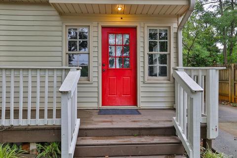 1968 Mendenhall St, Chamblee, GA 30341 photo 2