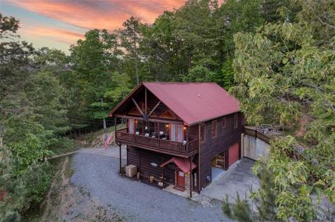216 Dawn Ln, Ellijay, GA 30540