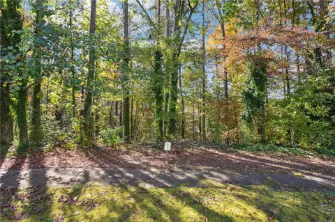 3284 Harvester Woods Rd, Decatur, GA 30034