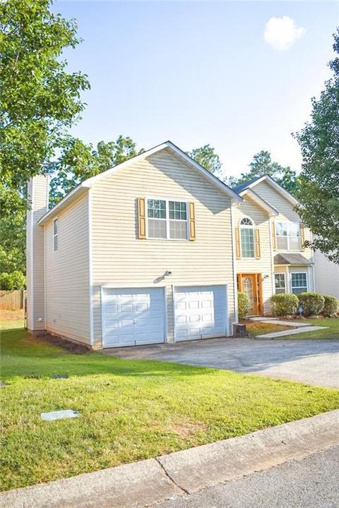 1053 Summer Cypress Dr, Villa Rica, GA 30180