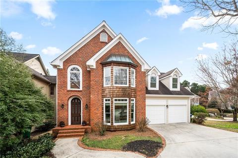 1033 Lenox Crst NE, Atlanta, GA 30324