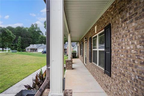 127 Elmwood Dr, Hampton, GA 30228 photo 3