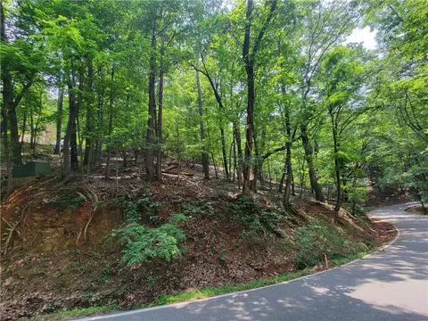 2239 Valley View Dr, Big Canoe, GA 30143