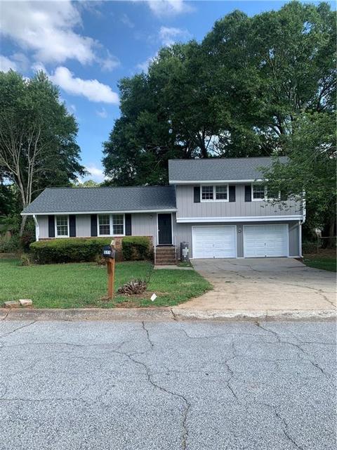 571 Stanton Woods Dr SE, Conyers, GA 30094