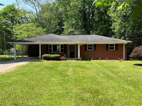 121 Camp Wahsega Rd, Dahlonega, GA 30533