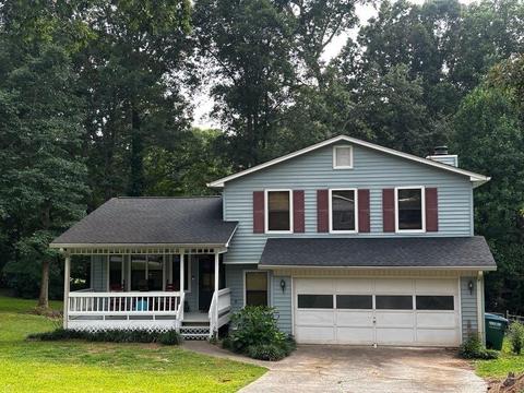 1835 Britt Dr, Snellville, GA 30078