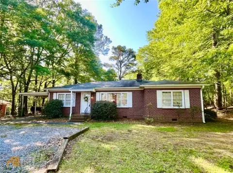 1810 Maple St, Carrollton, GA 30117